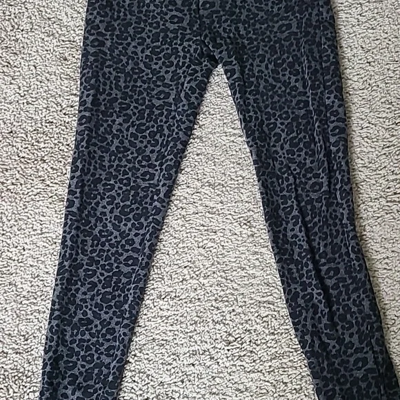 Loft leopard leggings XXSP - Picture 3 of 8